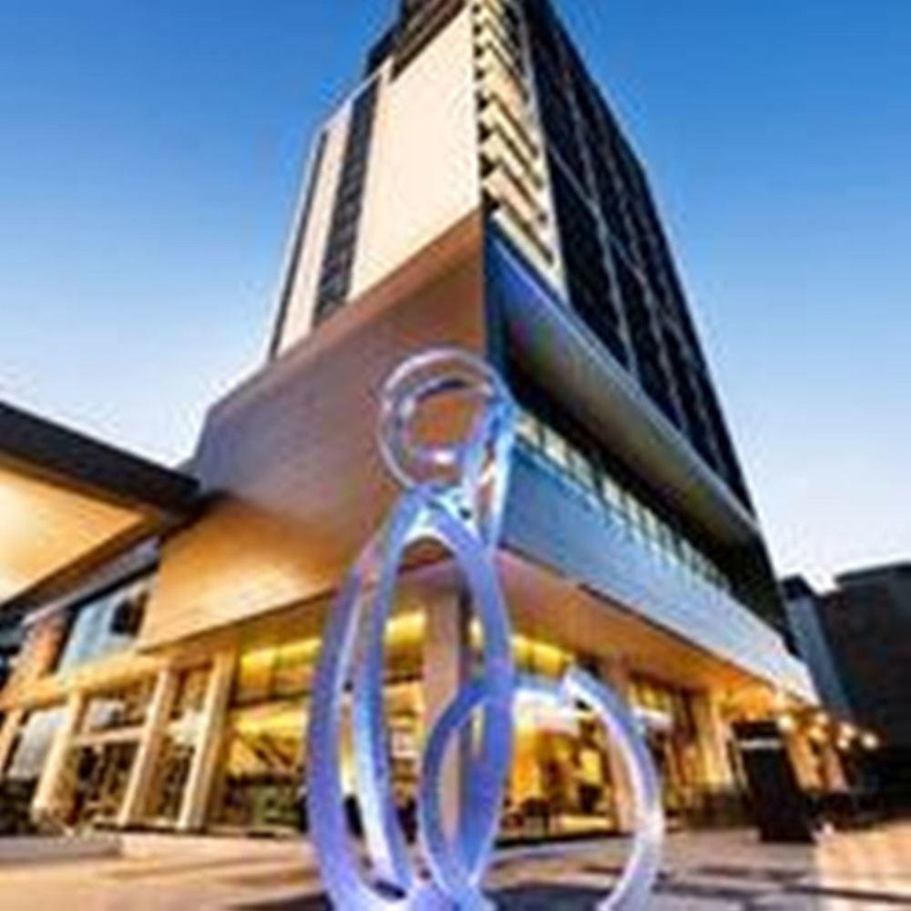 เฟรเซอร์สวีทส์ เพิร์ธ Aparthotel เพิร์ท ภายนอก รูปภาพ The hotel's main entrance